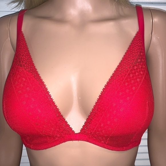 Incredible Bra by Victoria’s Secret Plunge Cherry Red Size 34 DD - Picture 3 of 11